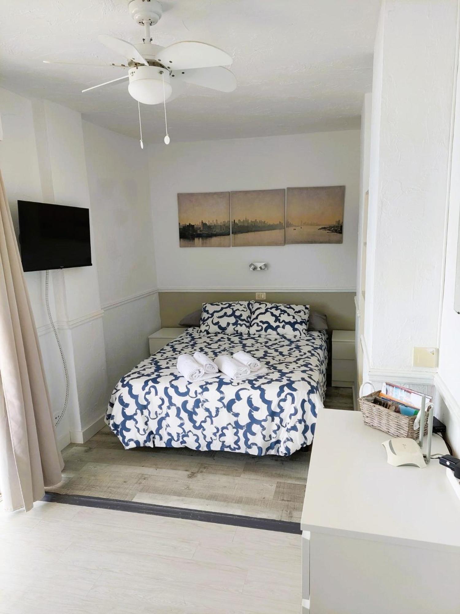 Apartament Frontal Ocean View Torres Del Sol Los Cristianos  Zewnętrze zdjęcie